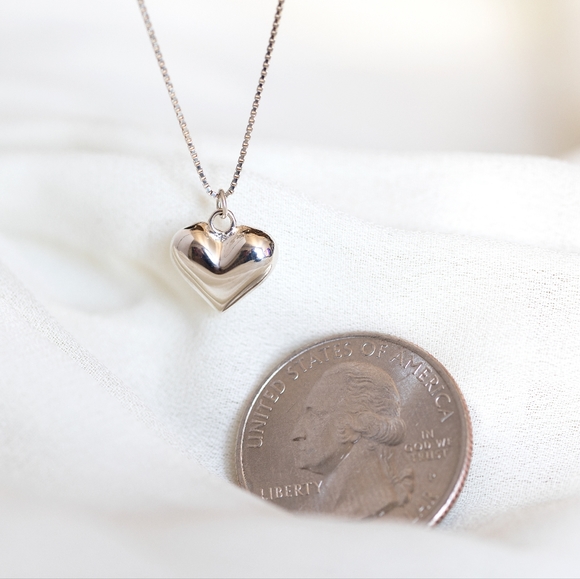 Silver Heart Necklace (S925) - Only 1 left! - Picture 4 of 5